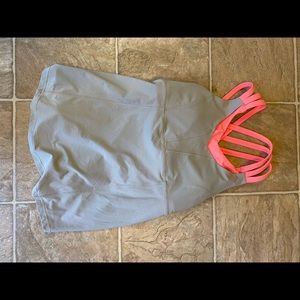 Lululemon tank with built in sports bra